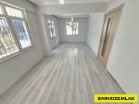 Akçay Merkez de Satılık Giriş Kat Daire 2+1