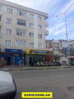 ÇANAKKALE İSMETPAŞA`DA BELEDİYE KARŞISINDA ÇARŞI İÇİNDE PRESTİJLİ KONUMDA SATILIK 2+1 DAİRE