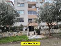 Edremit  Altınkum Mahallesinde Satılık Kapalı Otopaklı Yapılı 3+1 Daire